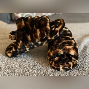 Ugg Cheetah Big Kid Fluffy Yeah Slide